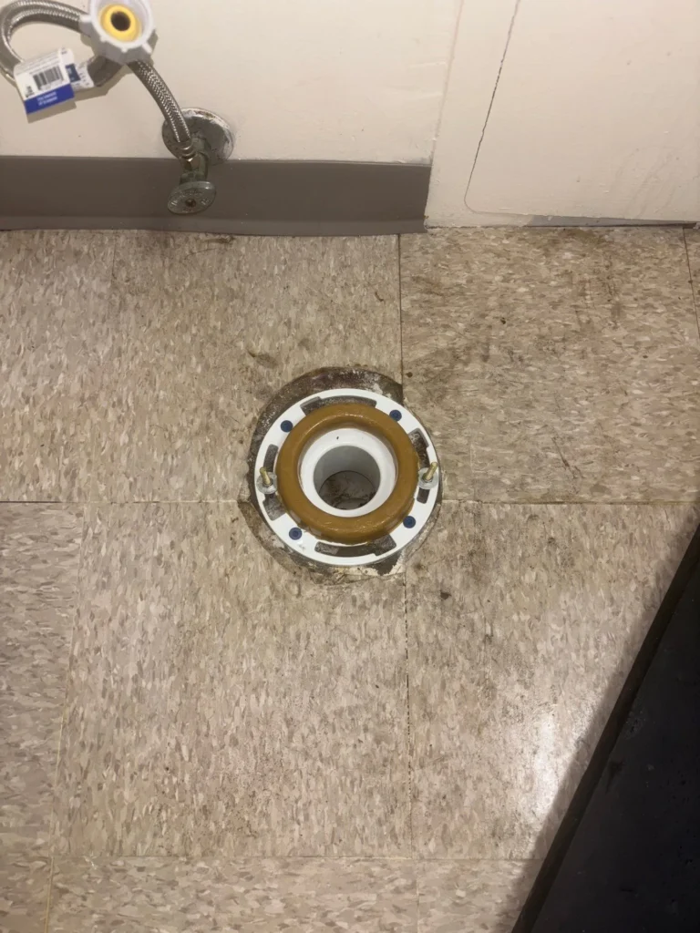 Toilet Repair & Install in Nashville