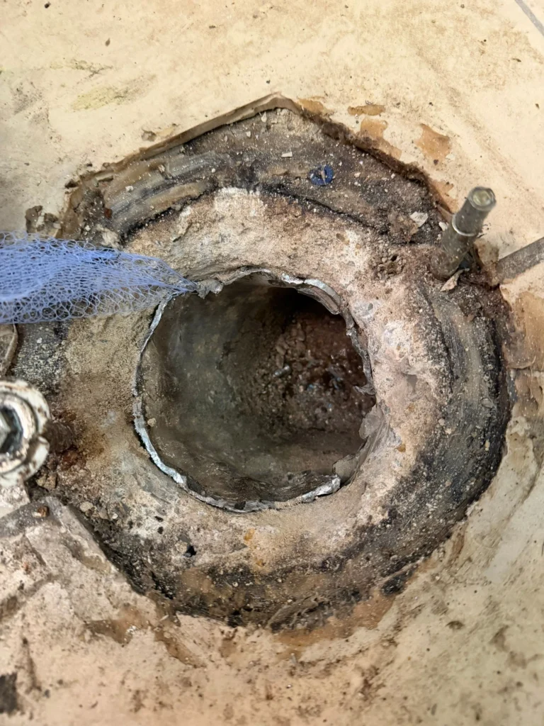 Toilet Repair & Install in Hendersonville